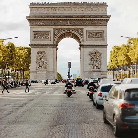 Locanda Chic In The Prestigious Saint Honore Parigi